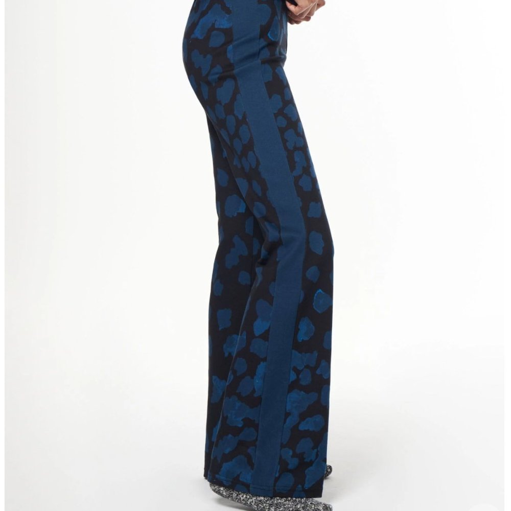 NWT: Flared Morgan Pant Beach Pebble